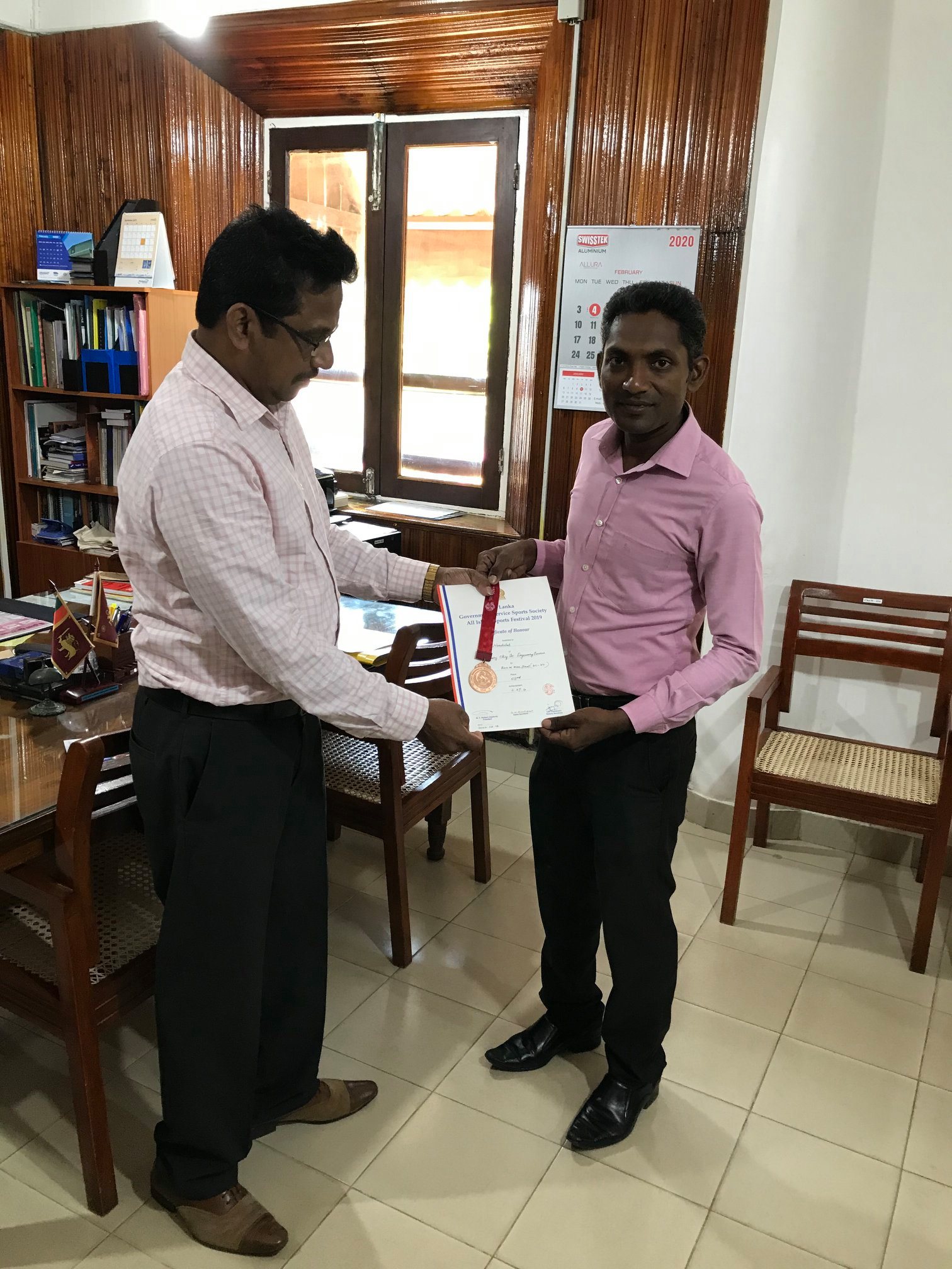 දකුණු පළාත් ක්‍රීඩා උළෙලේ මීටර් 1500 හා මීටර් 800 තරඟාවලියේ ප්‍රථම ස්ථානය 
